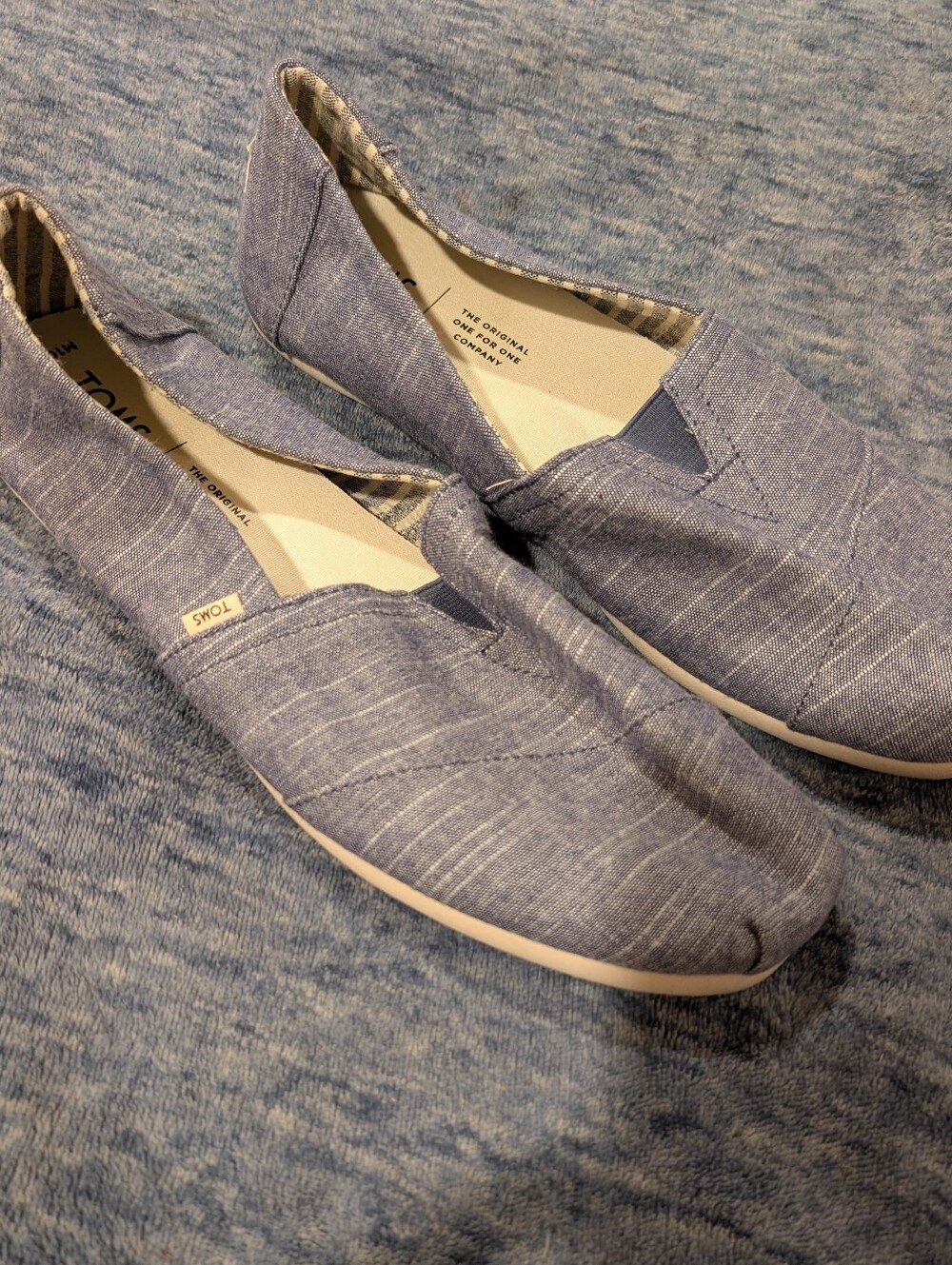 TOMS Men’s Classic Slip-On Canvas Shoes - Light Blue